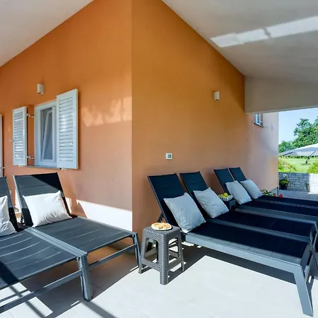 Nyaraló House Sunset