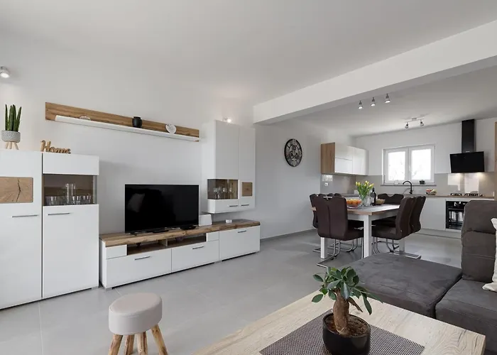 House Sunset 펜션 *